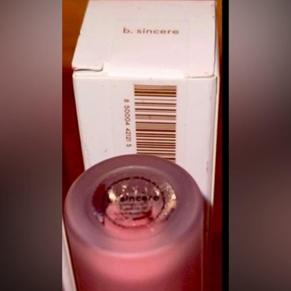 lilah b.
Lovingly Lip™ Tinted Lip Oil Gloss